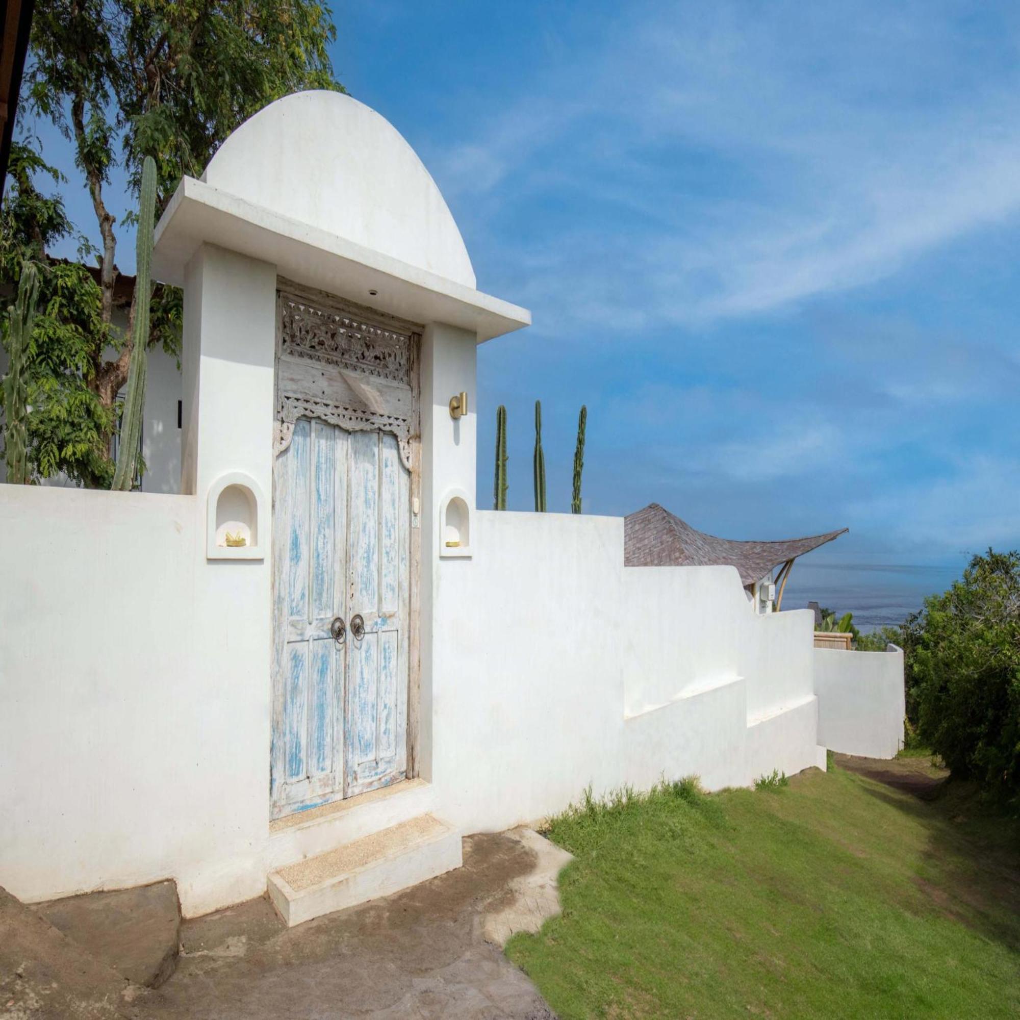Camanta Penida - Adult Only Hotel Toyapakeh Exterior photo